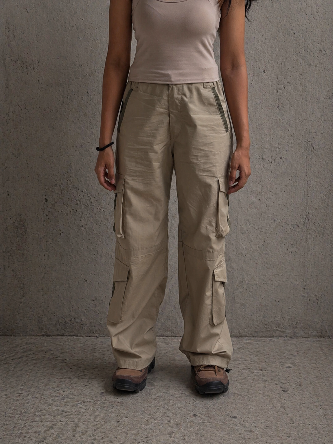 Khakhi Cargo